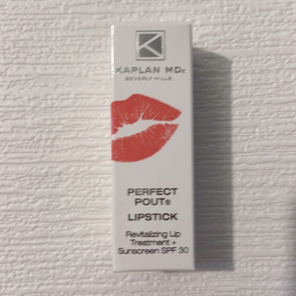 Kaplan MD Makeup New In Box Kaplan Md Beverly Hills Perfect Pout Lipstick In The Color